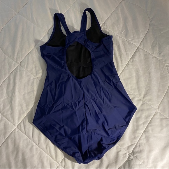 Women’s 16L/36L One Piece Swimsuit - Picture 2 of 2